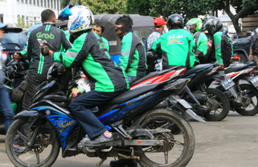 BHR Ojol Lebaran 2026 Cair! GoTo dan Grab Naikkan Anggaran Hingga Rp110 Miliar, Ini Rinciannya