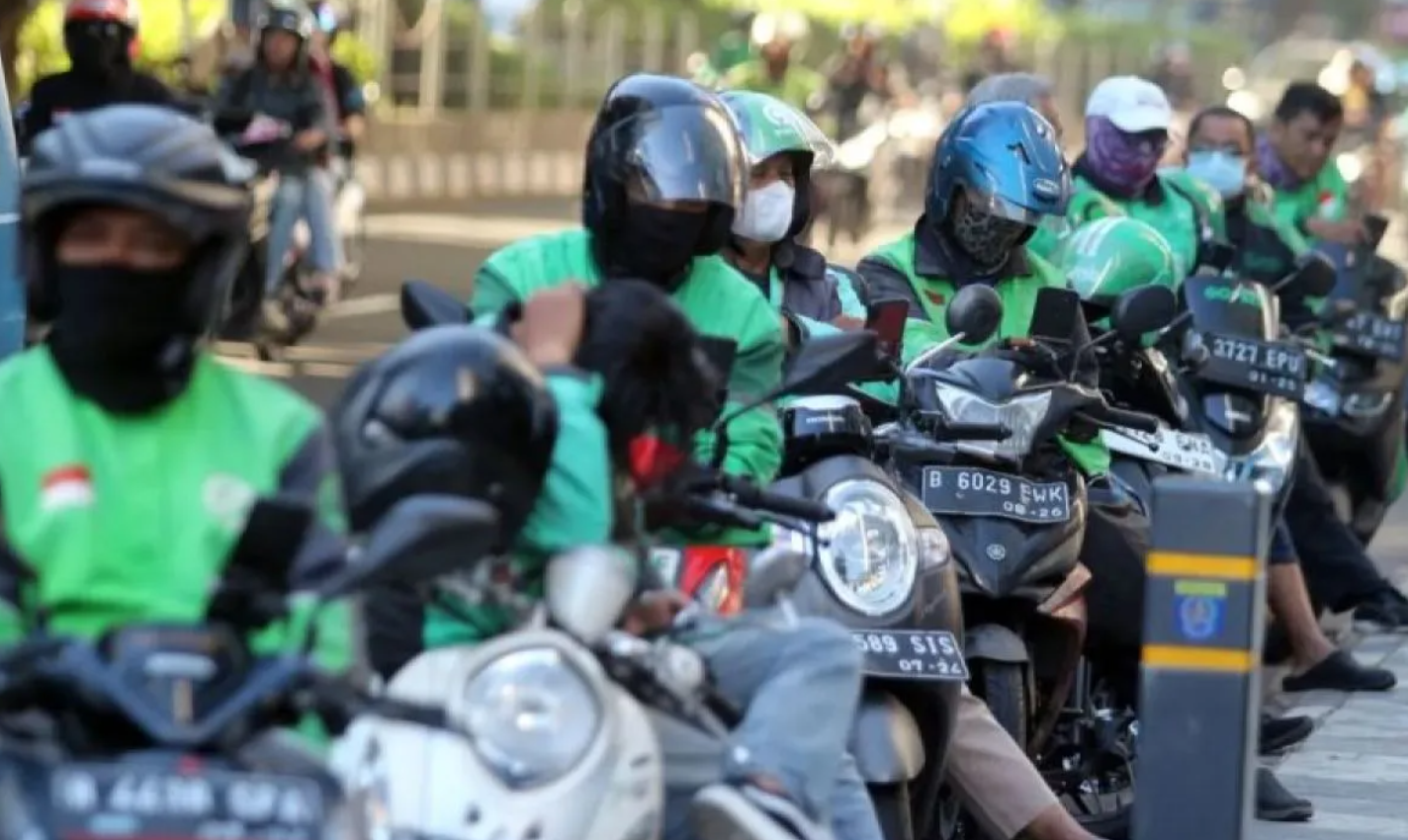 Lebaran 2026 Makin Dekat, Menaker Tegas Minta Aplikator Transparan Soal BHR Ojol!