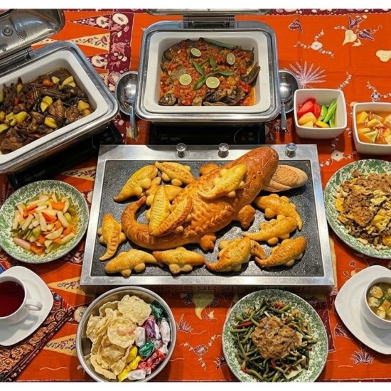 BW Express Jakarta ikut memperingati HUT Jakarta 2026 dengan menghadirkan program kuliner betawi spesial bertajuk All You Can Eat Batavia Heritage Feast.