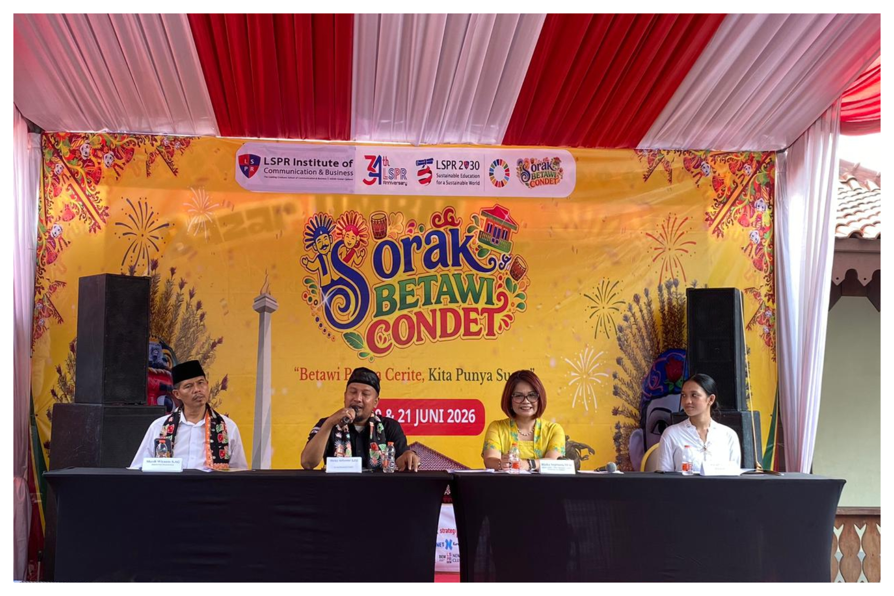 Anak muda Jakarta bersama komunitas budaya, hingga dunia pendidikan melakukan aksi nyata dengan melestarikan warisan budaya melalui Sorak Betawi Condet 2026.