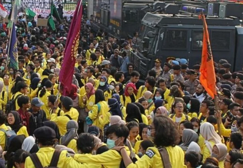 Demo Turunkan BBM dan Aksi Mahasiswa Hari Ini, Jakarta Pusat Diprediksi Lumpuh! Ini Daftar Jalan yang Wajib Dihindari