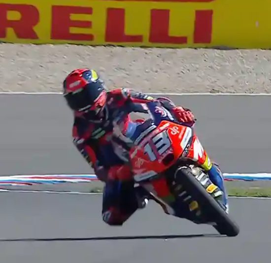 Veda Ega Masih Kesulitan, Hakim Danish Pecahkan Rekor Brno dan Kuasai FP1 Moto3 Ceko 2026
