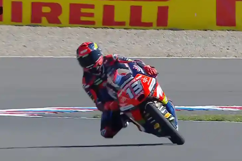 Veda Ega Masih Kesulitan, Hakim Danish Pecahkan Rekor Brno dan Kuasai FP1 Moto3 Ceko 2026