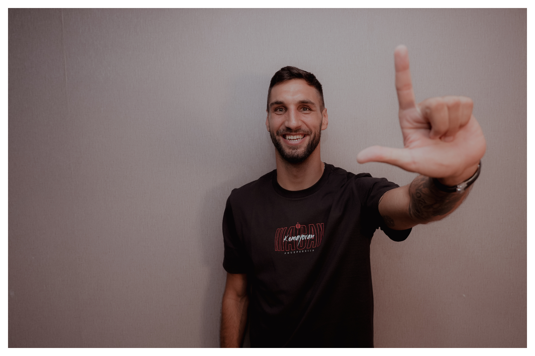 Persija resmi mendatangkan bek tengah asal Kroasia, Denis Kolinger dengan dikontrak selama dua musim. Foto: Dok Persija