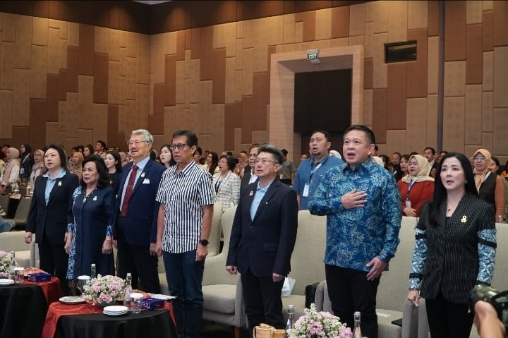 Menkes Budi Gunadi Sadikin saat menghadiri acara Suherman Widyatomo Integrated Cancer Center (SWICC) yang tengah memperingati satu tahun perjalanannya dengan menggelar Bogor Oncology Summit SWICC (BOSS) 2026. Foto: Istimewa