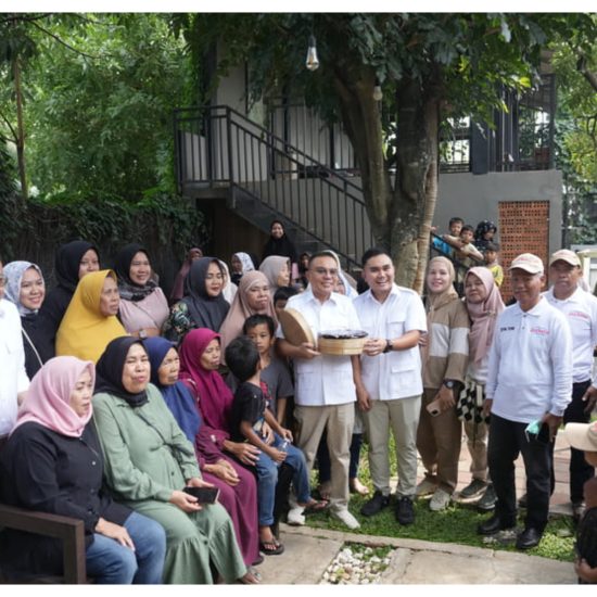 Wakil Ketua DPR RI, Sufmi Dasco Ahmad, saat bertemu kader, simpatisan, dan masyarakat dalam rangka aspirasi konstituen Dapil di Pondok Aren, Kota Tangerang Selatan, Banten. Foto: Istimewa