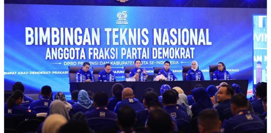 Wakil Ketua MPR RI sekaligus Ketua Fraksi Partai Demokrat DPR RI, Edhie Baskoro Yudhoyono saat hadiri kegiatan Bimbingan Teknis Nasional (Bimtek) Partai Demokrat. Foto: Dok Partai Demokrat